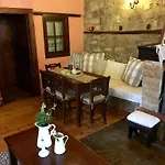 招待所 Varosi 4*