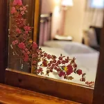 Varosi 招待所