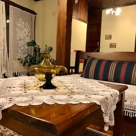 Pensionat Varosi 3*