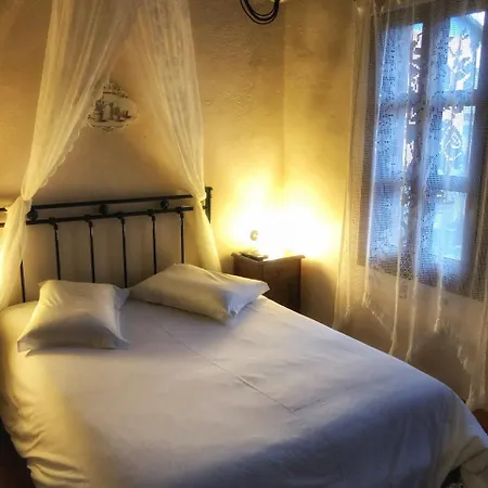 Varosi Gasthuis 4*