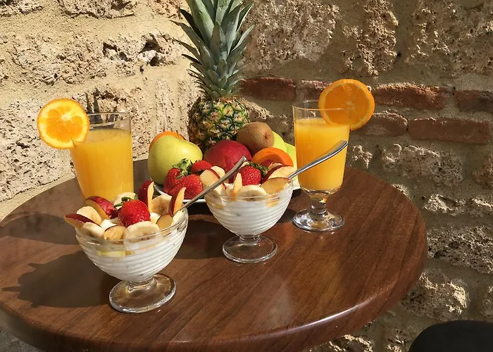 Varosi בית הארחה אדסה