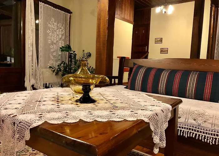 בית הארחה Varosi 4*