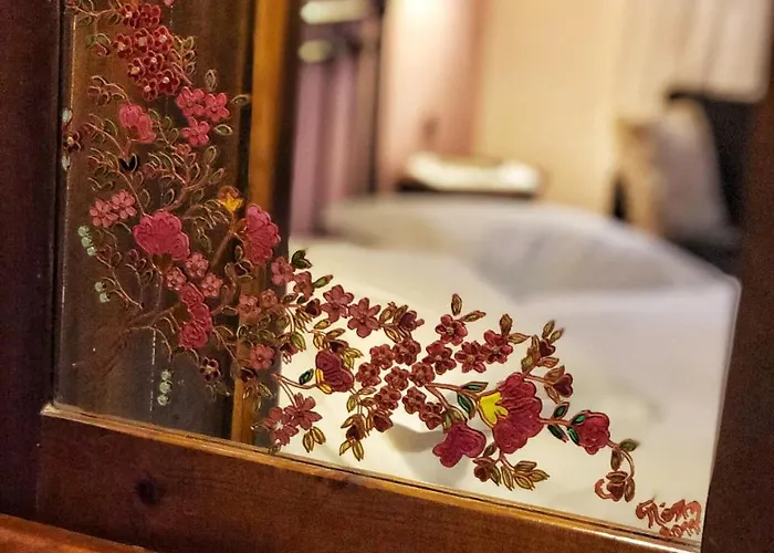 Varosi בית הארחה